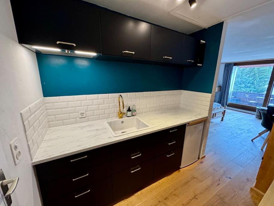Modern Laax Apt, Swimming Pools, Wellness & Tennis Exterior foto
