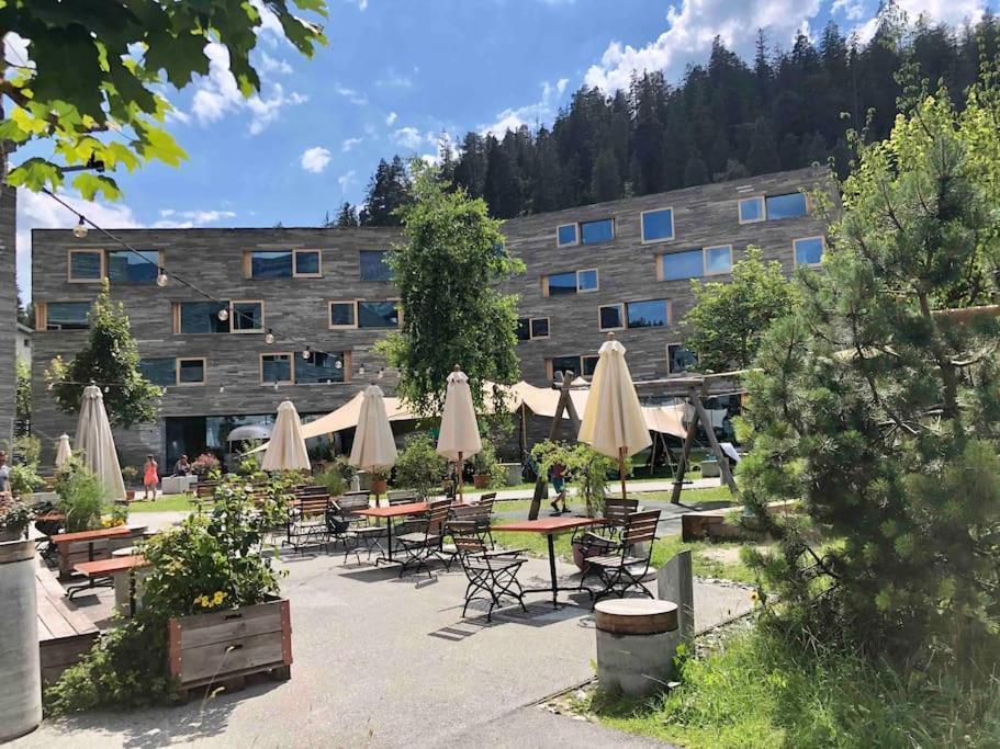 Modern Laax Apt, Swimming Pools, Wellness & Tennis Exterior foto